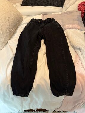 Zara Black Elastic Waist Jogger jeans